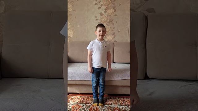 Воспитанник театральной студии "Первые роди" Бинатов Самир, 5 лет
А. Барто, "Удивительная птица" смотреть онлайн