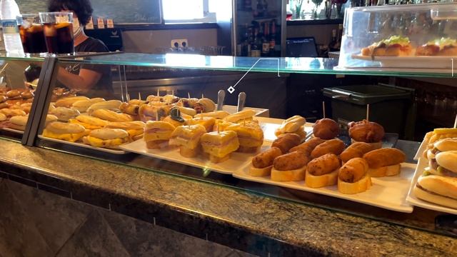 SAN SEBASTIAN and THE BEST ROADS in the surroundings. A trip to the spanish coast & mountains. смотреть онлайн