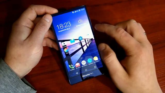Японский смартфон с влагозащитой Sharp SH-01G(2\32gb,5.5FHD,Qualcomm801,13.3mp 4k,IPX5/7) смотреть онлайн