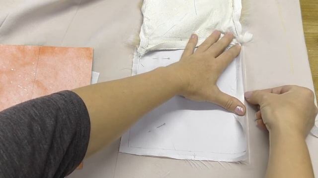 Накладной карман из меха на пальто. Как выкроить и пришить. смотреть онлайн