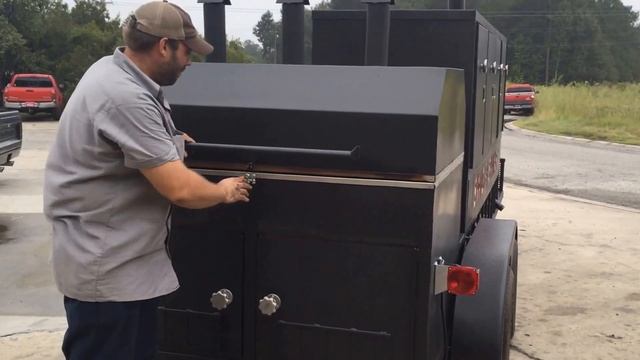 Swig & Swine BBQ Smoker Rig Trailer (6 x 19) смотреть онлайн