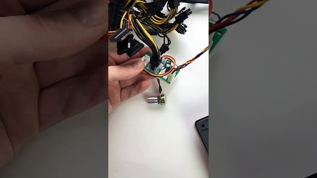 Вентилятор для ASIC Antminer 120 мм 2.8А 6300 об/мин смотреть онлайн