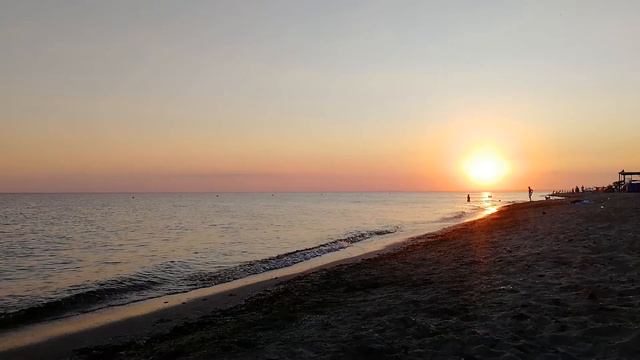 Закат в Крыму. Штормовое. 18-е Июня 2019 смотреть онлайн
