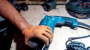 Перфоратор Makita 2470 снятие и установка переключателя режимов