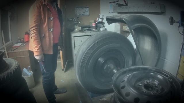 #Лютый. Подготавливаю 32е колеса на ЛУАЗ смотреть онлайн