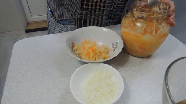 Салат из квашеной капусты. смотреть онлайн