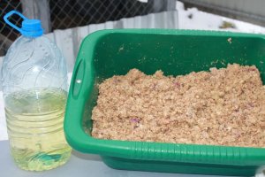 ОСТОРОЖНО!!! ПОДСОЛНЕЧНОЕ МАСЛО ДЛЯ КУР НЕСУШЕК.