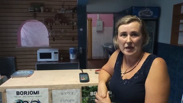 тараканы в кафе