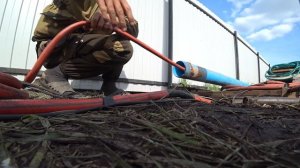 Нежданчик часть 3 / Труба пошла на взлет / Как со скважины выдавила трубу / Бурение на воду