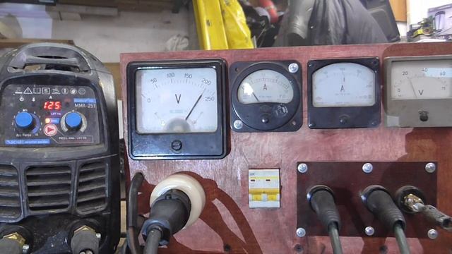 Solaris MMA-251. Мелкий ремонт и измерение тока сварки. смотреть онлайн