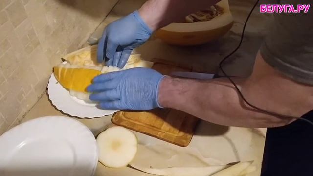 Как резать дыню по Узбекский смотреть онлайн