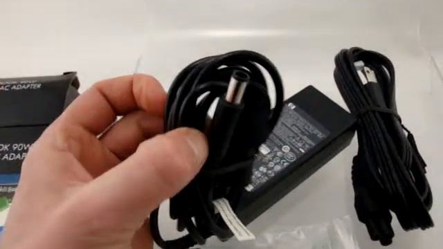 HP 90W Smart AC Power Adapter KG298AA www.inandoutcomputers.com смотреть онлайн