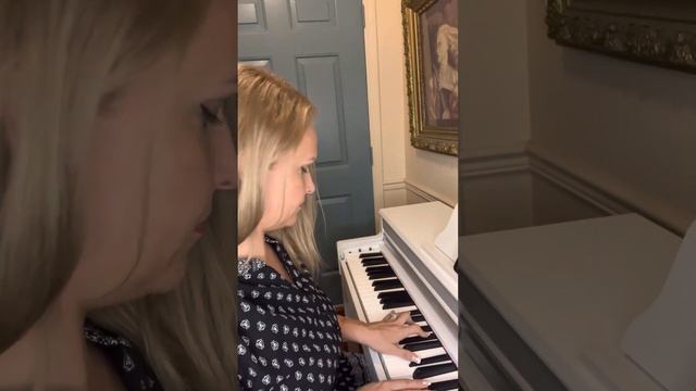 Титаник игра на пианино смотреть онлайн