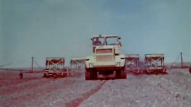 KIROVEC K-701 K-701 vetőgép.КИРОВЕЦ K-701 Сеялка СКП-2.1 (1978). смотреть онлайн