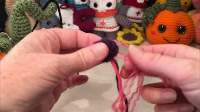 JACK O' LANTERN PUMPKIN CROCHET TUTORIAL смотреть онлайн