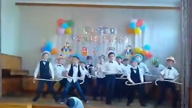 1-В класс город Раздельная школа 2 смотреть онлайн