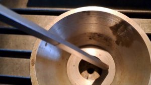 Устройство грибкового центра для токарного станка.