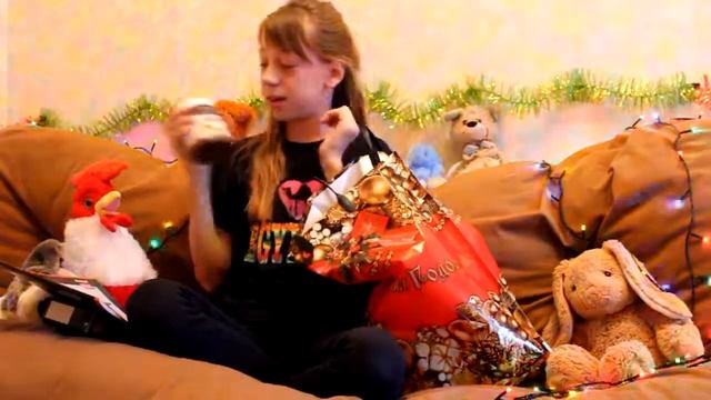 Что подарил Святой Николай?Что у меня под подушкой!? смотреть онлайн