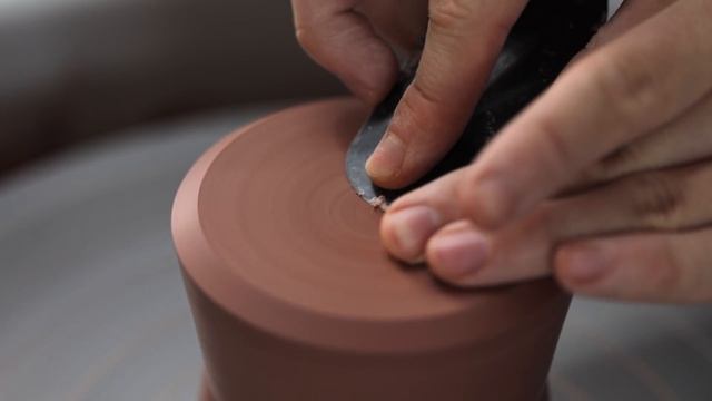 How to Throw and Handle an Angular Stoneware Mug — Narrated смотреть онлайн
