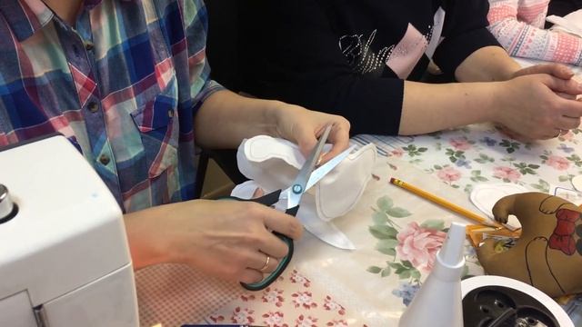 Мастер-класс по авторской игрушке "Кофейная собачка - такса" смотреть онлайн