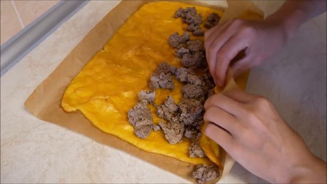ПОТРЯСАЮЩЕ ВКУСНЫЕ ПРОСТЫЕ РЕЦЕПТЫ/ЯИЧНЫЙ РУЛЕТ/РУЛЕТ ИЗ ОМЛЕТА/ смотреть онлайн