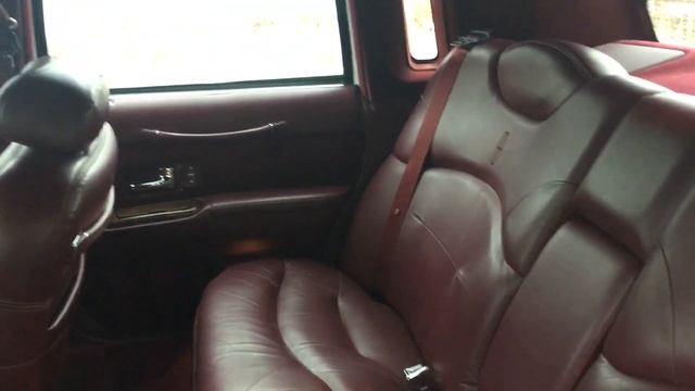 1995 Lincoln Town Car Signature Series 60k For Sale By Specialty Motor Cars смотреть онлайн