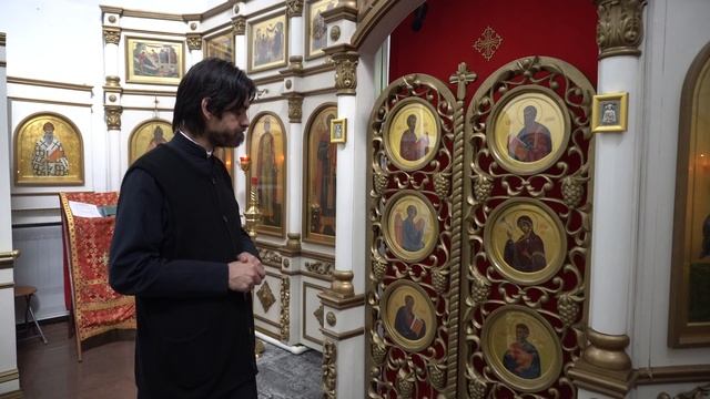 Где найти в храме икону Иоанна Богослова? смотреть онлайн