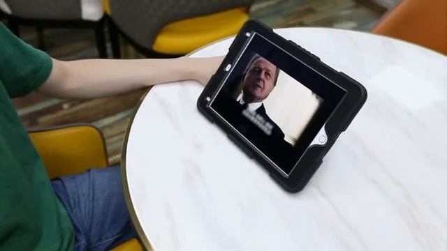Choosing the iPad Cases смотреть онлайн