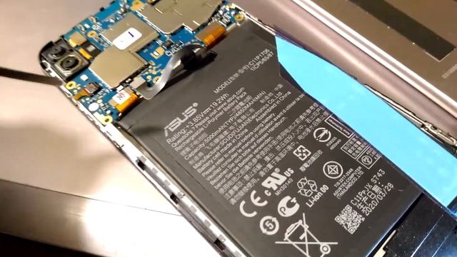 Опыт и секреты замены аккумулятора Asus Zenfone Max Pro M1 (Модель: ZB602KL) смотреть онлайн