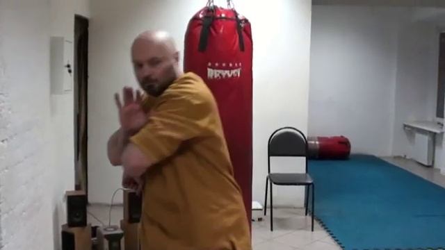 Уроки Панантукан (RAPT) : Гуро А. Плаксин - комплекс ударов локтями смотреть онлайн