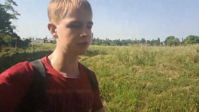 Сложная работа в ангаре. Полет на пылесосе в космос. Пиар канала. смотреть онлайн