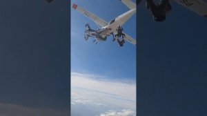 SKYDIVING 3