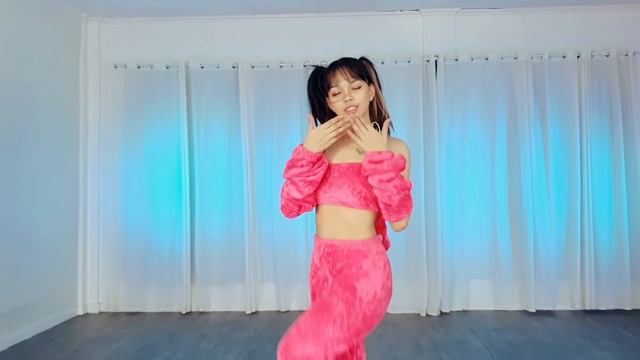 LISA 'LALISA' dance cover by Innah Bee ("for Hannibees" ver.) Happy 300k subscribers! смотреть онлайн