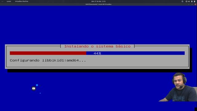 Q4OS conheça essa distro linux baseada no debian смотреть онлайн