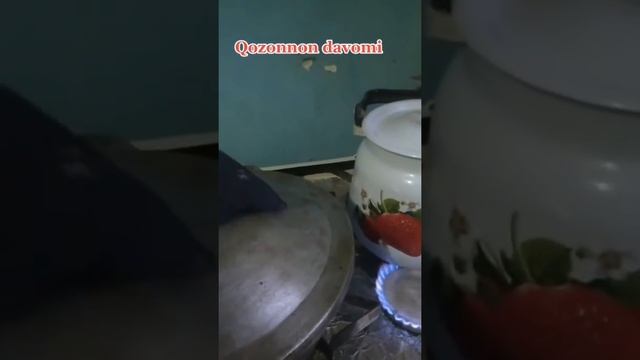 Хлеб "лепешка"в казане??? Qozonda non pishirish.#хлеб #вкусно #еда #кухня #плов #узбекистан #food смотреть онлайн