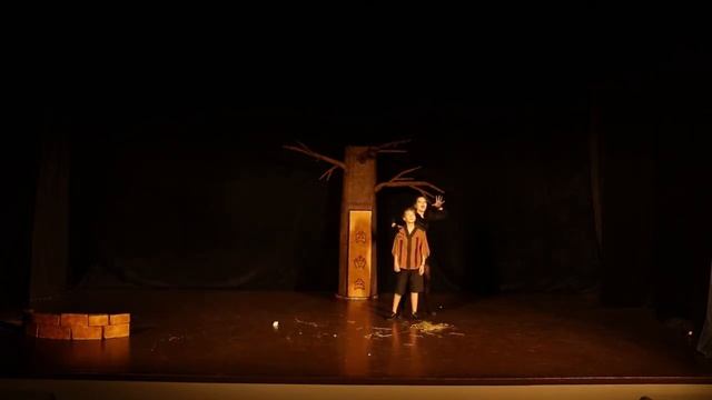 Фрагмент спектакля "Кошка, которая гуляла сама по себе" смотреть онлайн
