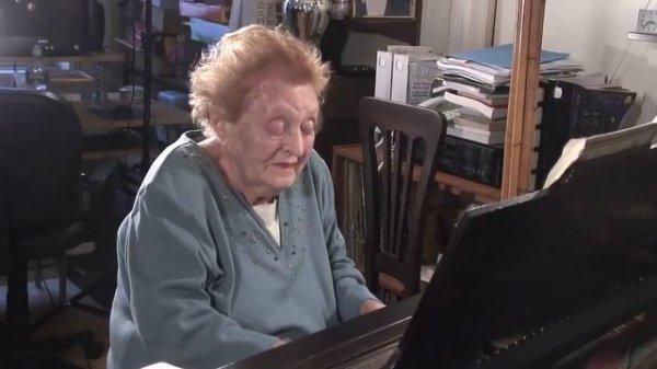 Estelle Parnas Oringer