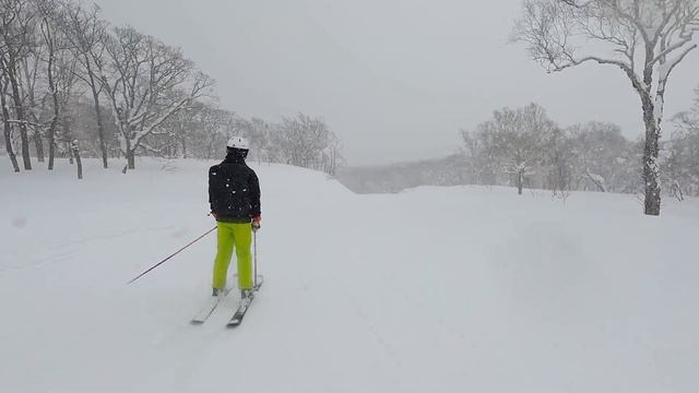 Skiing in Niseko Day 3 | Exploring Hokkaido | JAPAN VLOG 33 смотреть онлайн