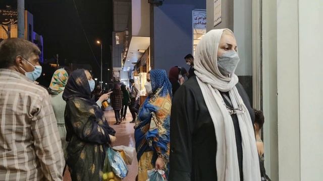 Iran south city center night - Bandar Abbas смотреть онлайн