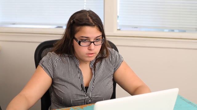 How to Build a Road in Illustrator CS5 : Adobe Illustrator смотреть онлайн