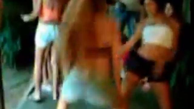 Dayse e Denise dançando - GIA - DESPINA VANDI смотреть онлайн