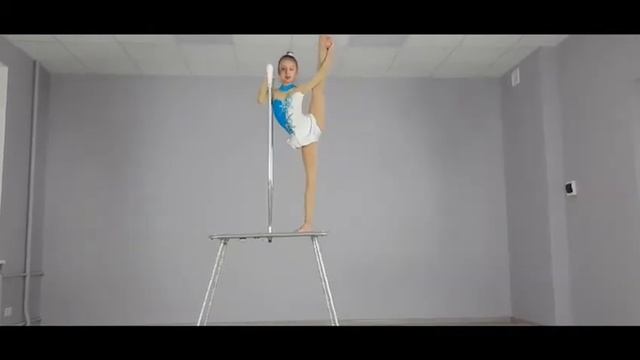 Милана Сысоева-Лестница в небеса смотреть онлайн