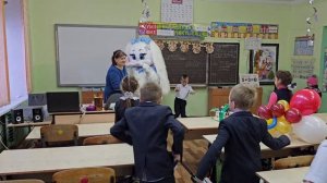 Улетное поздравление ученика 2 класса Баевской СШ. 2023г. Коляну 8 лет.