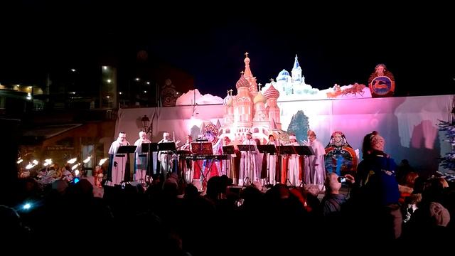 Гимн России в исполнении французского хора Елены Моралис смотреть онлайн