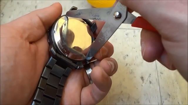 How To Open A Screw Down Watch Back WITHOUT The Right Tools смотреть онлайн