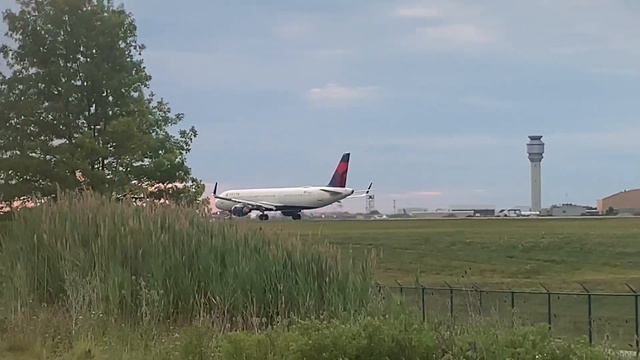 Antonov AN-124 in Cleveland?!? | Cleveland Hopkins Plane Spotting 2020 смотреть онлайн