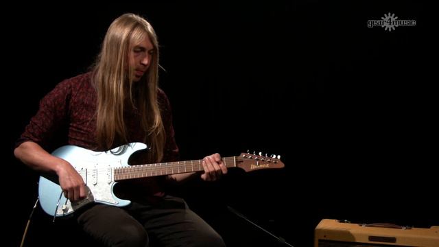 Ibanez AZ2204 Prestige 2018, Ice Blue Metallic | Gear4music demo смотреть онлайн
