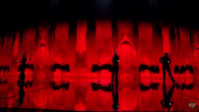 Derek Hough and Hayley Erbert's Emmy Winning Paso Doble | Dancing With The Stars смотреть онлайн