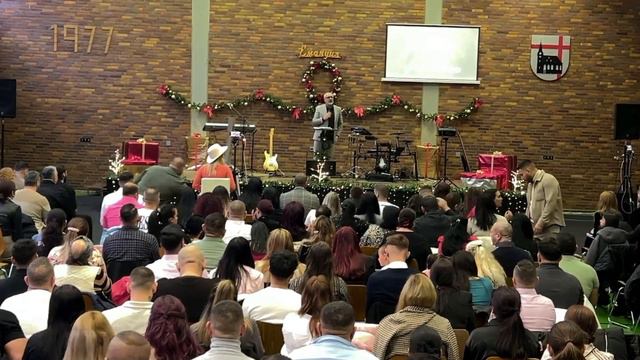 Рождество I 1 Служба I 2023 I Християнски Център Ветил смотреть онлайн