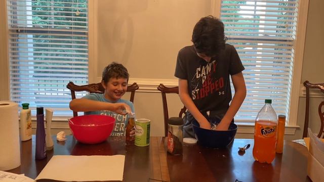 How to make moon dough with instant coffee,Fanta, and agave смотреть онлайн